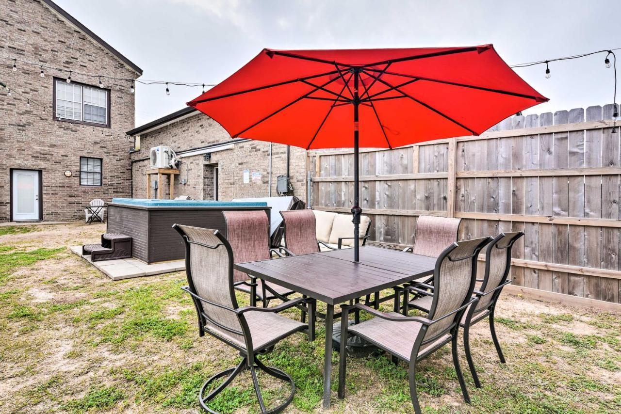 Beautiful Galveston Apt With Deck Less Than 3 Mi To Dtwn! Екстер'єр фото
