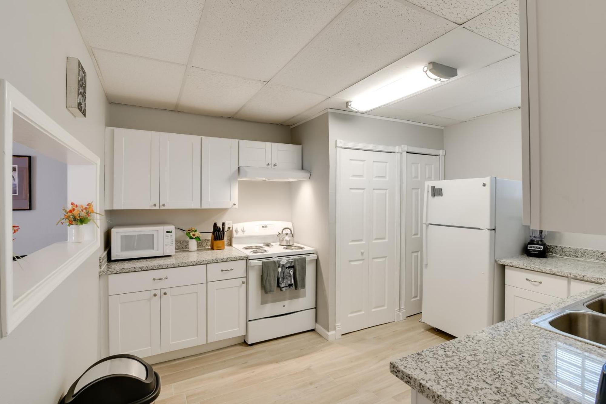 Beautiful Galveston Apt With Deck Less Than 3 Mi To Dtwn! Екстер'єр фото